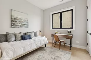 957 N Winchester Pkwy, Chicago, IL 60622 - Photo 17