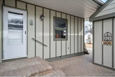 140 S Westlawn Avenue, Aurora, IL 60506 - Photo 29