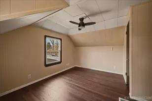 140 S Westlawn Ave, Aurora, IL 60506 - Photo 19