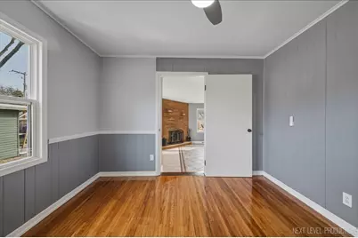 140 S Westlawn Avenue, Aurora, IL 60506 - Photo 13