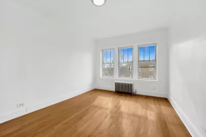 4742 W Roscoe Street #3, Chicago, IL 60641 - Photo 3