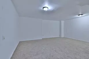 8637 1/2 W Foster Ave, Chicago, IL 60656 - Photo 25