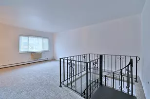 8637 1/2 W Foster Ave, Chicago, IL 60656 - Photo 11