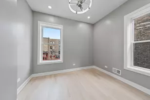 2816 W Warren Blvd, Chicago, IL 60612 - Photo 13