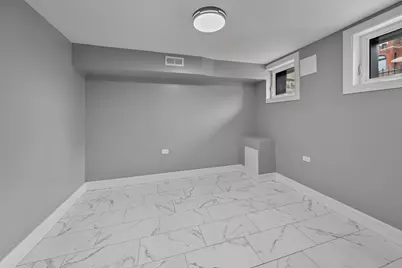 2816 W Warren Boulevard, Chicago, IL 60612 - Photo 19