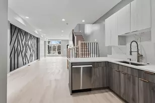 2816 W Warren Blvd, Chicago, IL 60612 - Photo 7