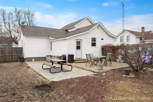 359 Wyoming Ave, Paw Paw, IL 61353 - Photo 13