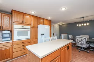 284 W 5th St, Manteno, IL 60950 - Photo 9