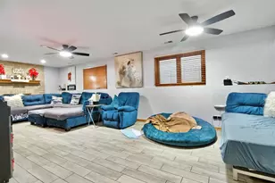 7051 W 64th Pl, Chicago, IL 60638 - Photo 17