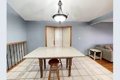 7051 W 64th Place, Chicago, IL 60638 - Photo 9