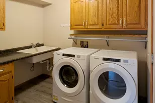 205 San Carlos Rd, Minooka, IL 60447 - Photo 11