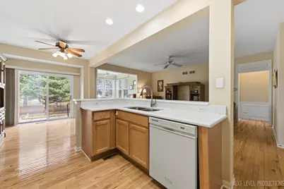 4211 Whitehall Lane, Algonquin, IL 60102 - Photo 11