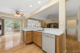 4211 Whitehall Ln, Algonquin, IL 60102 - Photo 11