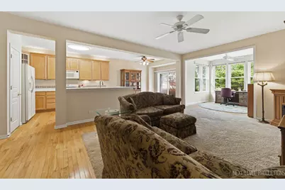 4211 Whitehall Lane, Algonquin, IL 60102 - Photo 7