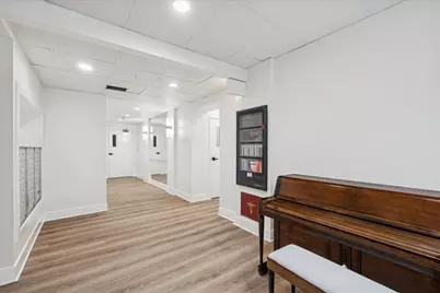 10 S Wille Street #201, Mount Prospect, IL 60056 - Photo 23