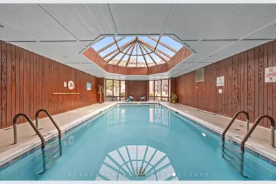 127 Acacia Circle #402, Indian Head Park, IL 60525 - Photo 19