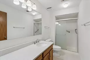 127 Acacia Circle, Indian Head Park, IL 60525 - Photo 13