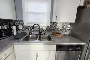 318 Minocqua St, Park Forest, IL 60466 - Photo 9