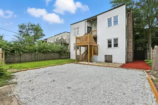 7033 S Vernon Ave, Chicago, IL 60637 - Photo 13