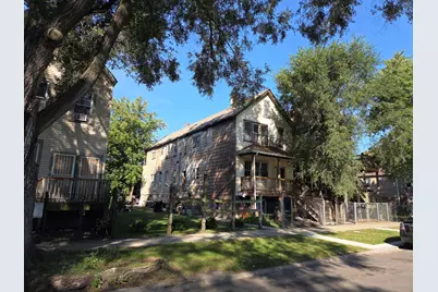 8414 S Buffalo Avenue, Chicago, IL 60617 - Photo 1
