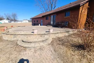 104 N E Ave, Amboy, IL 61310 - Photo 23