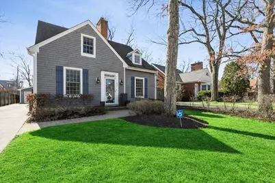 661 Greenview Place, Lake Forest, IL 60045 - Photo 1