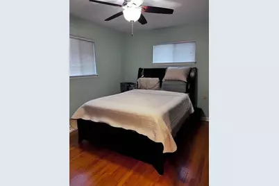 226 Fernwood Lane, Glenview, IL 60025 - Photo 9