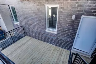 2532 W Addison St, Chicago, IL 60618 - Photo 17