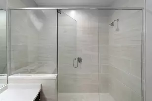 2532 W Addison St, Chicago, IL 60618 - Photo 11