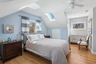 6831 N Kilpatrick Ave, Lincolnwood, IL 60712 - Photo 11