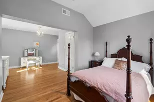 6831 N Kilpatrick Ave, Lincolnwood, IL 60712 - Photo 15