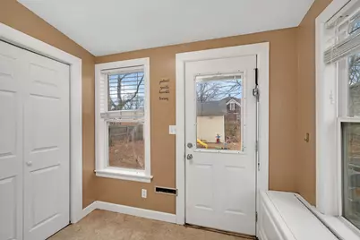 565 E Norris Drive, Ottawa, IL 61350 - Photo 15