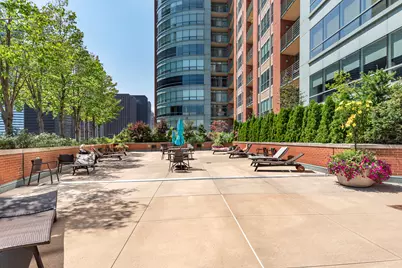 415 E North Water Street #2204, Chicago, IL 60611 - Photo 39