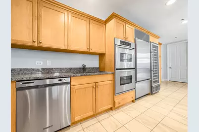 415 E North Water Street #2204, Chicago, IL 60611 - Photo 11