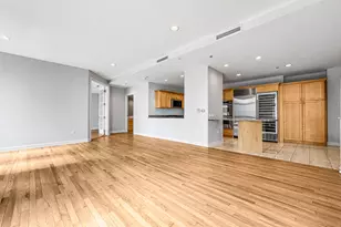 415 E North Water St, Chicago, IL 60611 - Photo 5