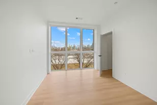 1801 W Grand Ave, Chicago, IL 60622 - Photo 5