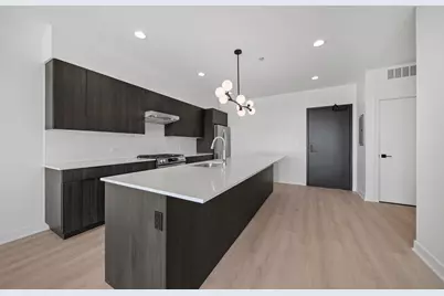 1801 W Grand Avenue #405, Chicago, IL 60622 - Photo 3