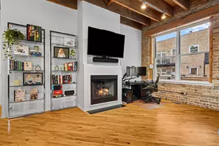 2021 W Willow St, Chicago, IL 60647 - Photo 5