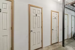 5621 N Spaulding Ave, Chicago, IL 60659 - Photo 17