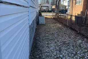 9043 S Ellis Ave, Chicago, IL 60619 - Photo 33