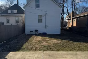 9043 S Ellis Ave, Chicago, IL 60619 - Photo 37