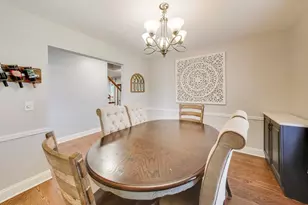 2822 N Brighton Pl, Arlington Heights, IL 60004 - Photo 7