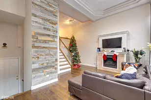 6816 W 65th St, Chicago, IL 60638 - Photo 5