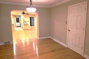 8609 S Indiana Ave, Chicago, IL 60619 - Photo 7