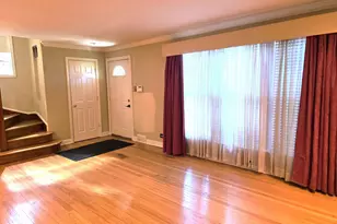 8609 S Indiana Ave, Chicago, IL 60619 - Photo 3