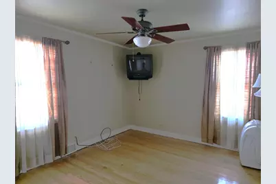 8609 S Indiana Avenue, Chicago, IL 60619 - Photo 25