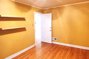 8609 S Indiana Ave, Chicago, IL 60619 - Photo 13