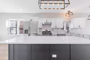 7505 S Wolcott Ave, Chicago, IL 60620 - Photo 11