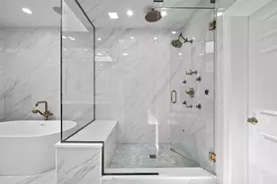 1714 W Wolfram St, Chicago, IL 60657 - Photo 25