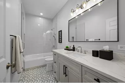 1714 W Wolfram Street, Chicago, IL 60657 - Photo 37